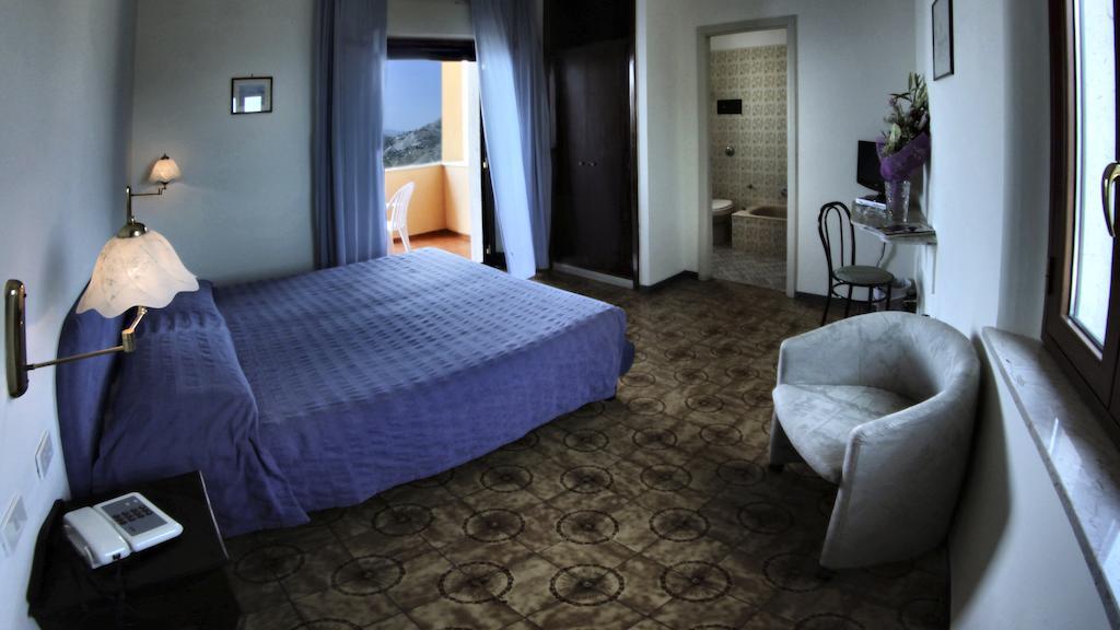 Hotel Sole Castello (Adults Only) Taormina Exteriör bild