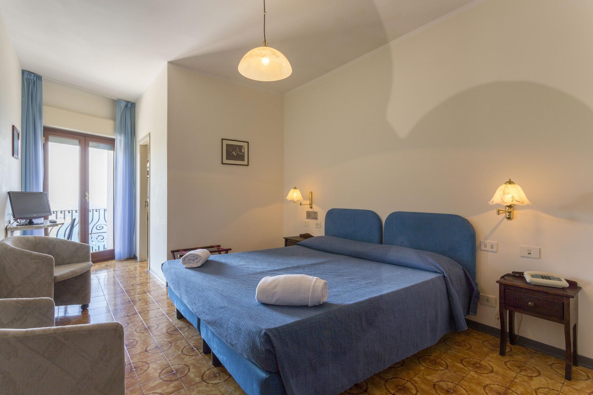 Hotel Sole Castello (Adults Only) Taormina Exteriör bild