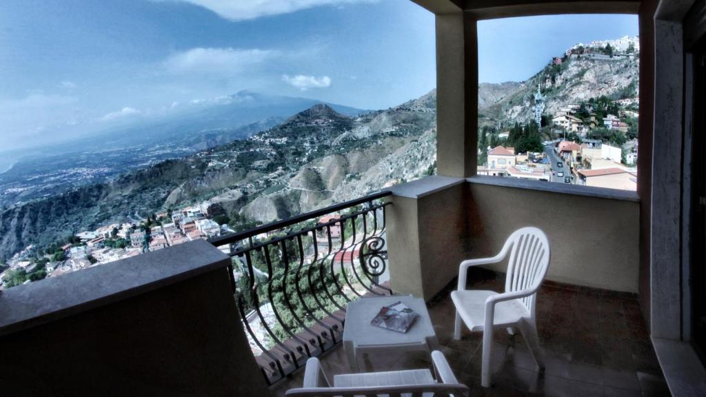 Hotel Sole Castello (Adults Only) Taormina Exteriör bild
