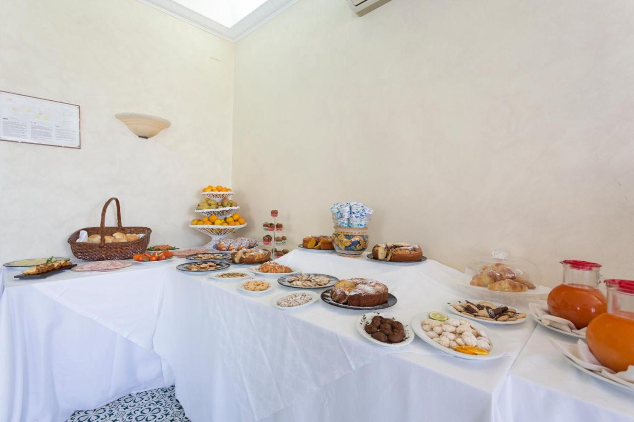 Hotel Sole Castello (Adults Only) Taormina Exteriör bild