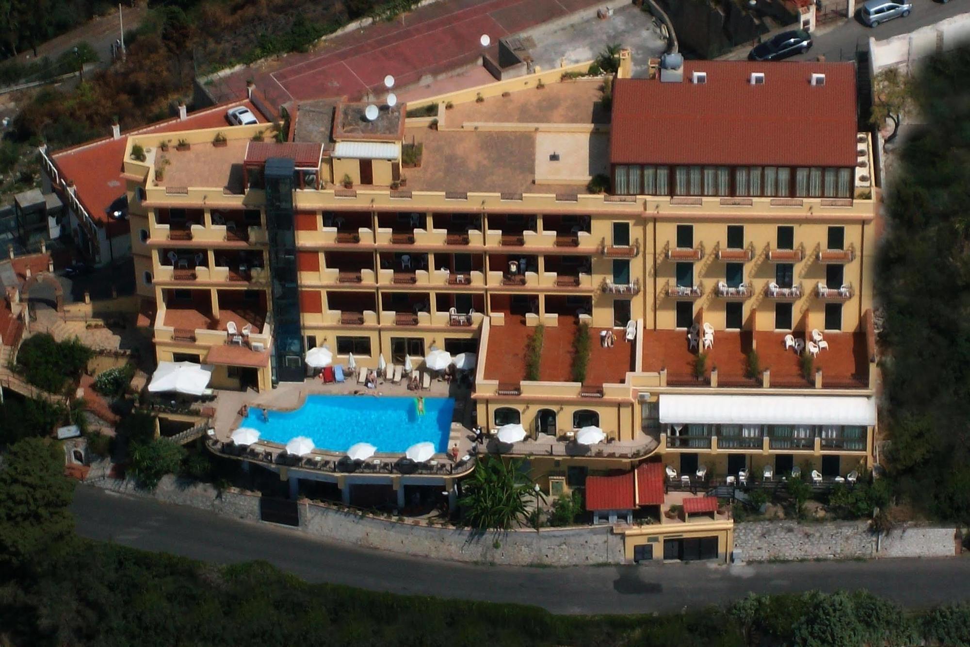 Hotel Sole Castello (Adults Only) Taormina Exteriör bild